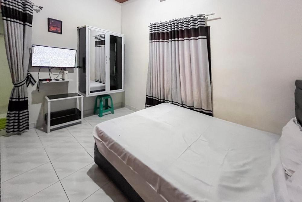 Отель Kostel 99 Pangkal Pinang Redpartner Экстерьер фото