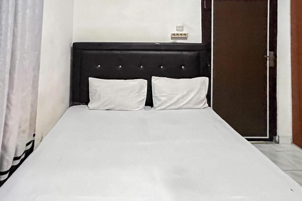 Отель Kostel 99 Pangkal Pinang Redpartner Экстерьер фото